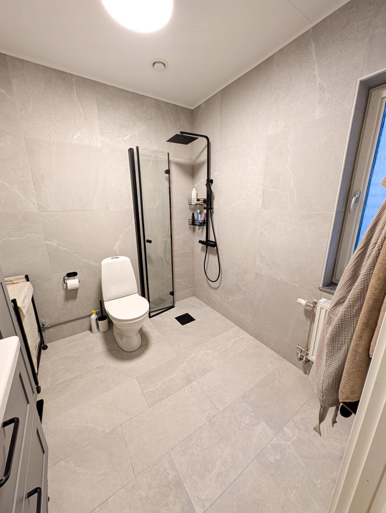 Snickare av PJ Byggtjänst – projekt 2